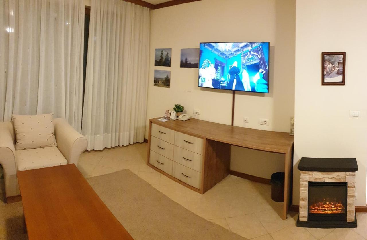 Free Spa В Св. Иван Рилски - Сладък Дом Сред Лукс 班斯科 外观 照片