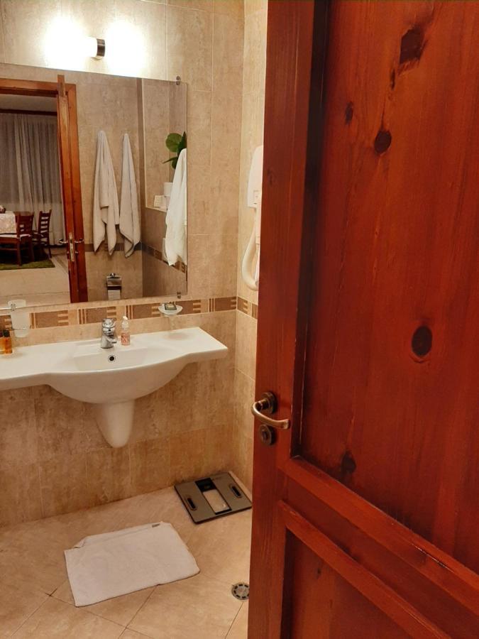 Free Spa В Св. Иван Рилски - Сладък Дом Сред Лукс 班斯科 外观 照片