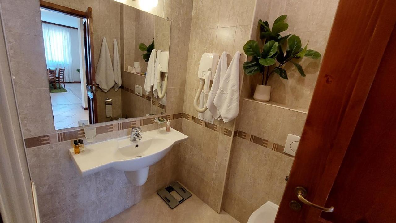 Free Spa В Св. Иван Рилски - Сладък Дом Сред Лукс 班斯科 外观 照片