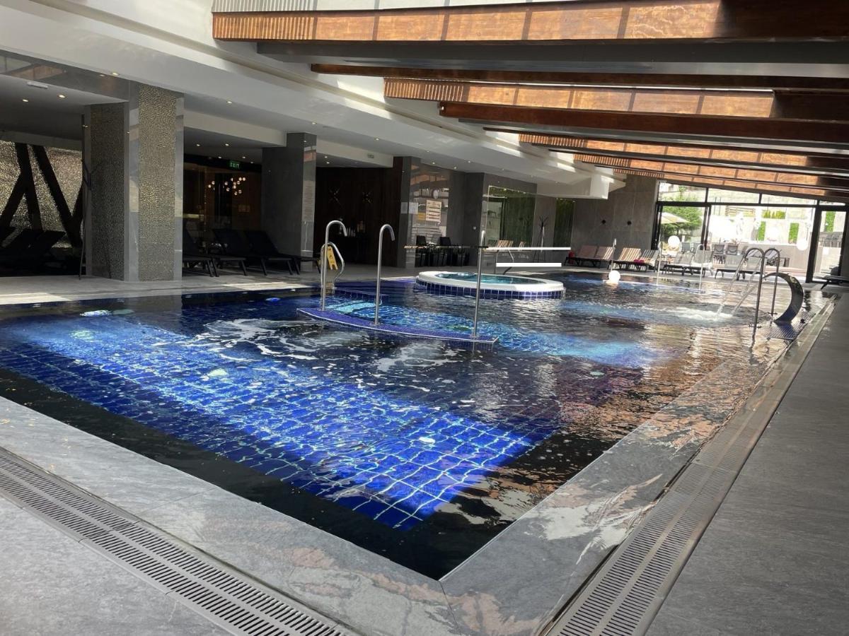 Free Spa В Св. Иван Рилски - Сладък Дом Сред Лукс 班斯科 外观 照片